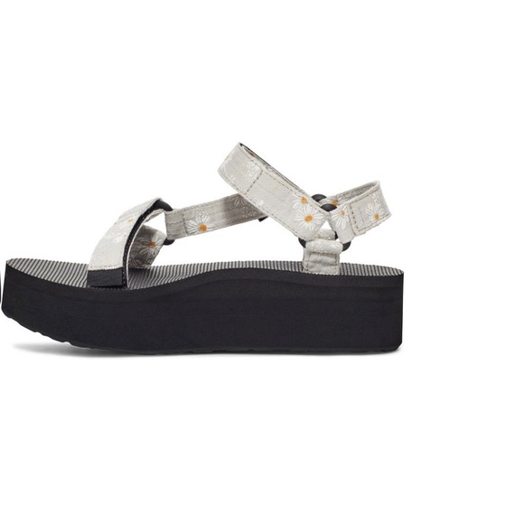 Teva Shoes - Teva  platform sandals 9
